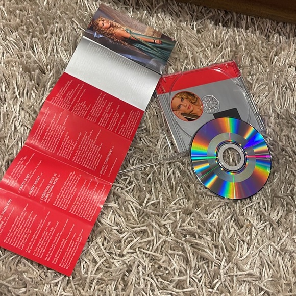 The Taylor Swift Holiday Collection CD - Picture 5 of 5